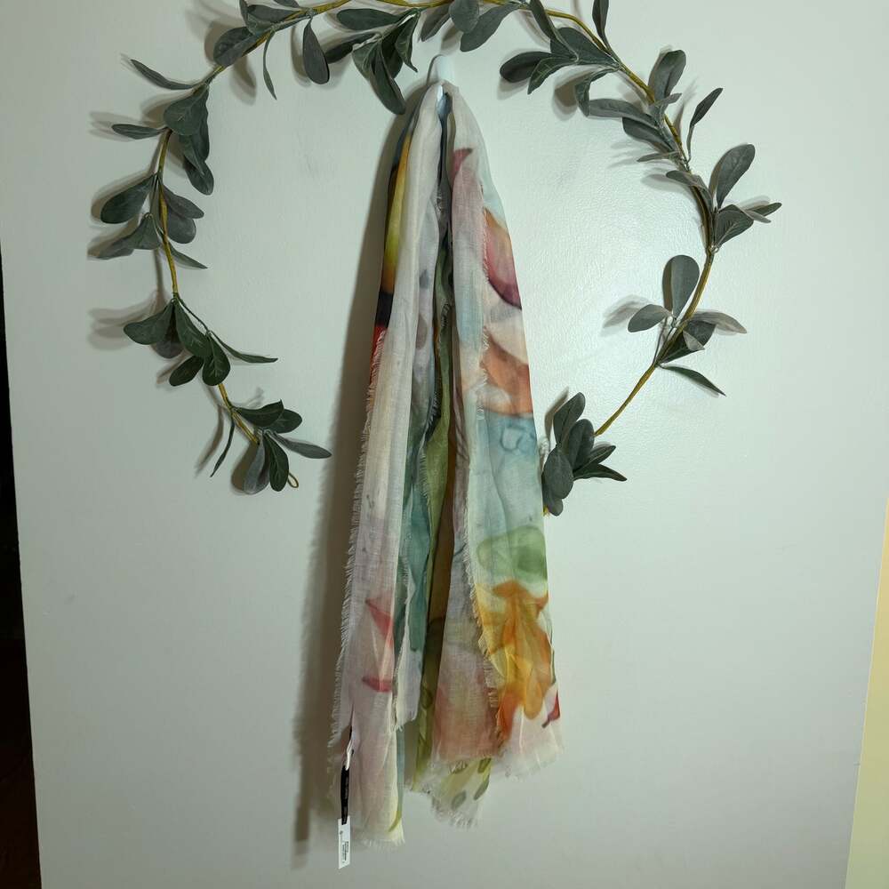NWT Coco + Carmen Floral Scarf